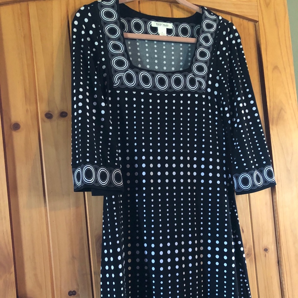 White House Black Market Black DRESS